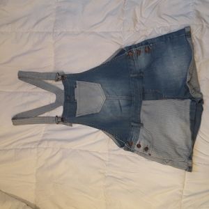 size 9 ~ denim contrast short overalls shortalls